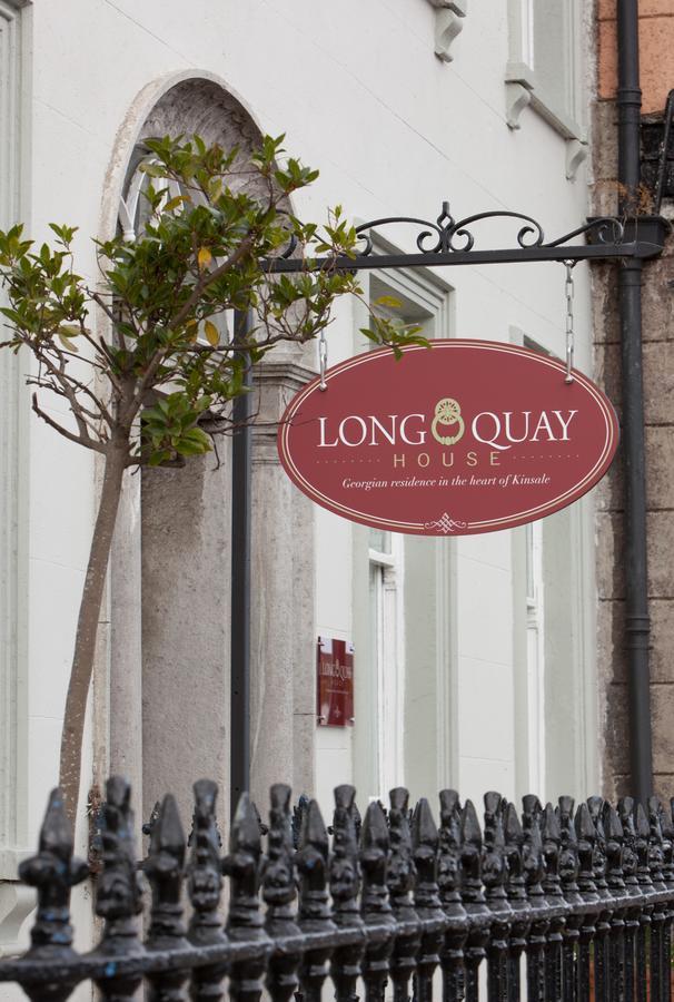 ホテル Long Quay House キンセール エクステリア 写真